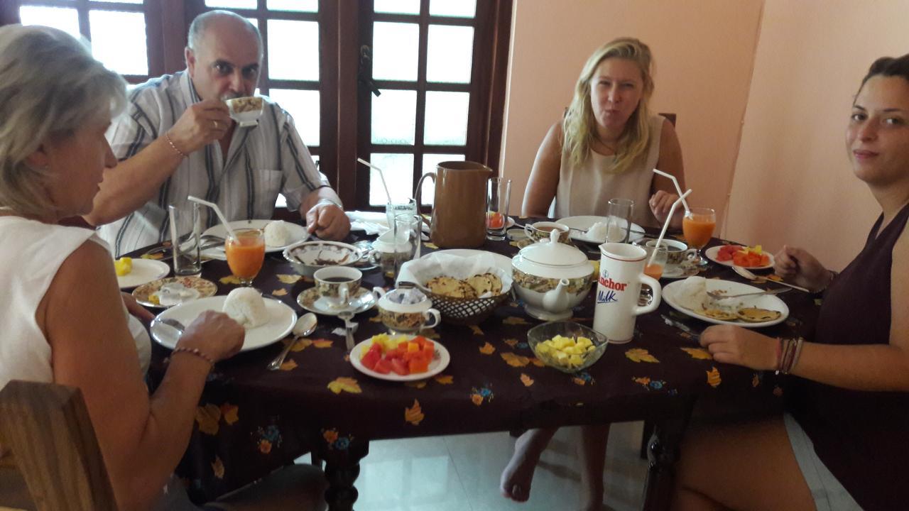 Apple Sara Home Stay 캔디 외부 사진